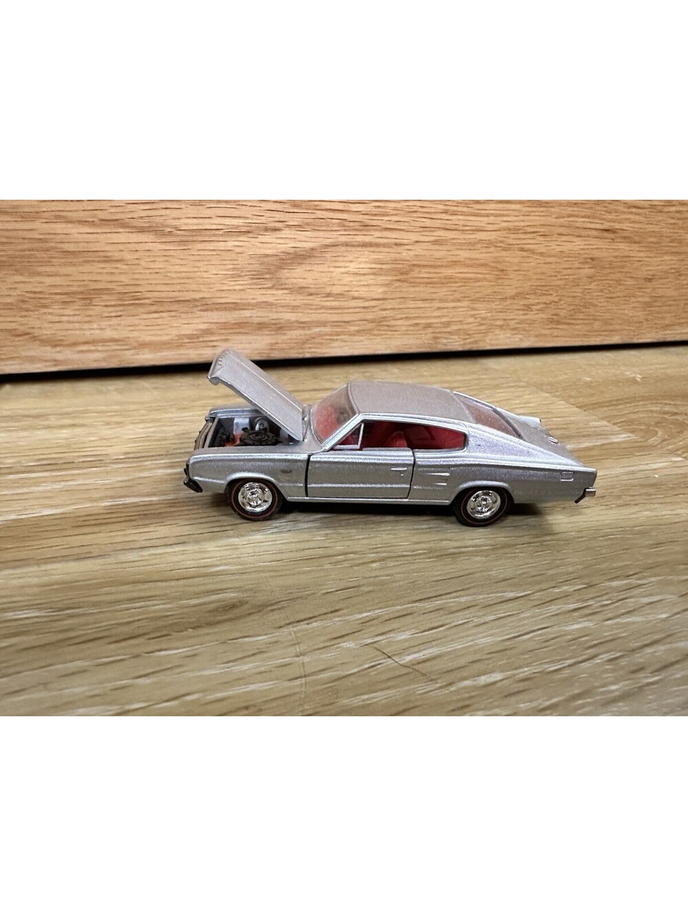 1966 '66 DODGE CHARGER ADULT COLLECTIBLE 1/64 SCALE SILVER 2009